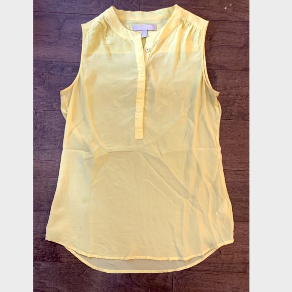 Banana Republic 100% Silk Sleeveless Blouse With Buttons - Picture 4 of 9